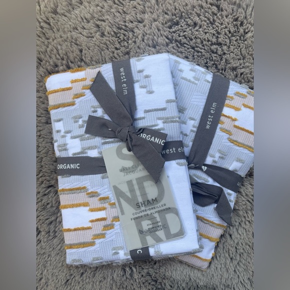 New West End Bali Gray and Yellow Ikat Set Of Two Pillow Cases - Picture 2 of 2